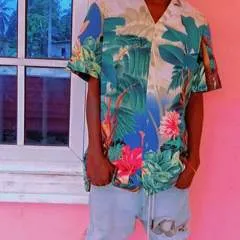 Frank photo on Jungo Live