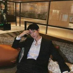 Rosen photo on Jungo Live