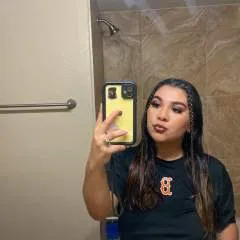 Izzy photo on Jungo Live