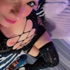 Kym photo on Jungo Live