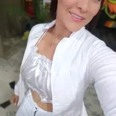 Cassandra Martinz photo on Jungo Live