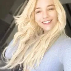 Sophie B photo on Jungo Live