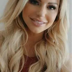 Anne Doll photo on Jungo Live