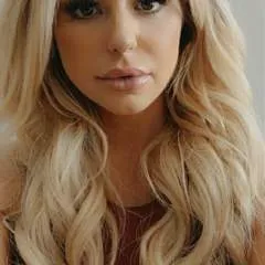 Anne Doll photo on Jungo Live