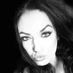 Rubmarie photo on Jungo Live