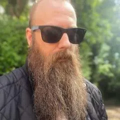 Burge Stef 5 photo on Jungo Live