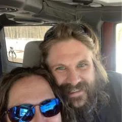 Ryanandsusan photo on Jungo Live