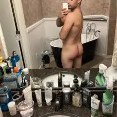 Tyler photo on Jungo Live