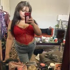 Gina photo on Jungo Live