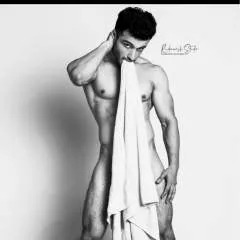 Yojit photo on Jungo Live