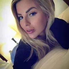 Strictdomina photo on Jungo Live