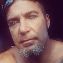 Sully photo on Jungo Live