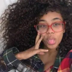 Chloe Mcdowell photo on Jungo Live