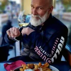 Micheal Scott photo on Jungo Live