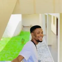 Liam photo on Jungo Live