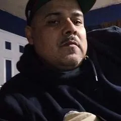 Effeww photo on Jungo Live