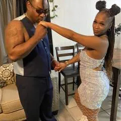 M&m photo on Jungo Live