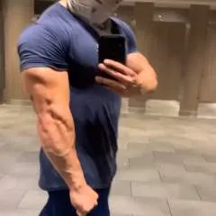 Julian Miguel Arroyo photo on Jungo Live