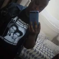 Yvonne photo on Jungo Live