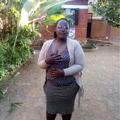 Yvonne photo on Jungo Live