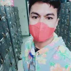 Lee photo on Jungo Live