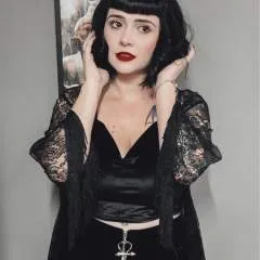 Skylarwarn photo on Jungo Live