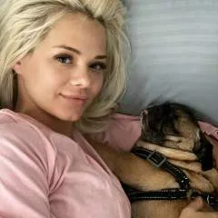 Queen Bella photo on Jungo Live