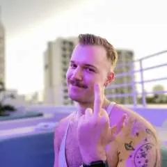 Scott........ photo on Jungo Live