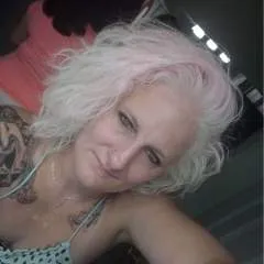 B An Blondie photo on Jungo Live