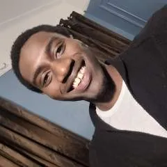 Ell photo on Jungo Live