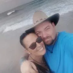 Cent Couple photo on Jungo Live