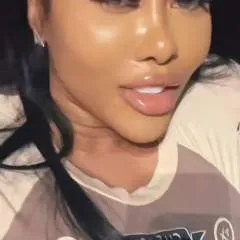 Hellenjones........ photo on Jungo Live