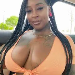 Barbee photo on Jungo Live