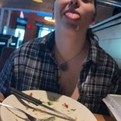 The G Couple photo on Jungo Live