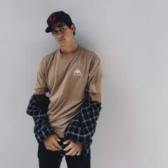 Scott photo on Jungo Live