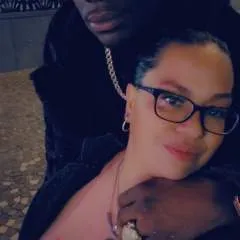 Choclatincouple photo on Jungo Live