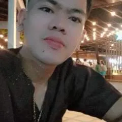 Justine photo on Jungo Live