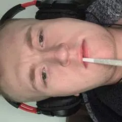 Sheffieldstud1 photo on Jungo Live