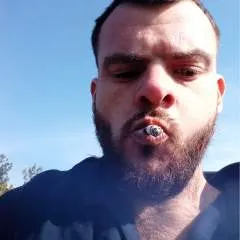 Eddieleecase photo on Jungo Live