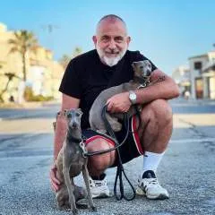 Derric Pau photo on Jungo Live