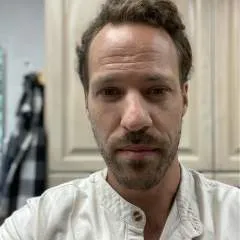 Henlee photo on Jungo Live