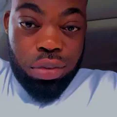 Hollyreign photo on Jungo Live