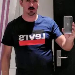 Robrob12 photo on Jungo Live