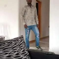 Owo photo on Jungo Live