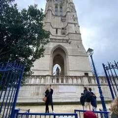 Sally photo on Jungo Live