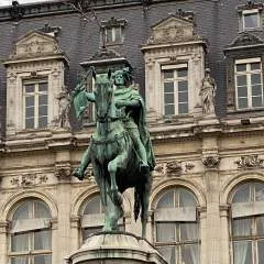 Sally photo on Jungo Live