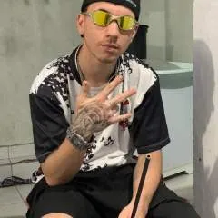 Kaick.... photo on Jungo Live