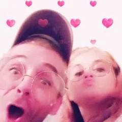 Hot Couples photo on Jungo Live