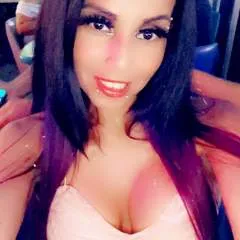 Good Girl photo on Jungo Live