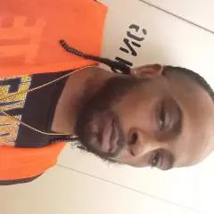 Dee photo on Jungo Live